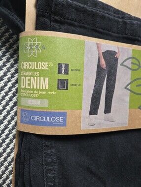 Serra Circulose Straight Leg Black Denim Jeans Medium NWT
